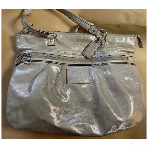 VINTAGE COACH POPPY METALLIC GOLD CHAMPAGNE LEATHER LARGE SHOULDER BAG - Picture 3 of 16